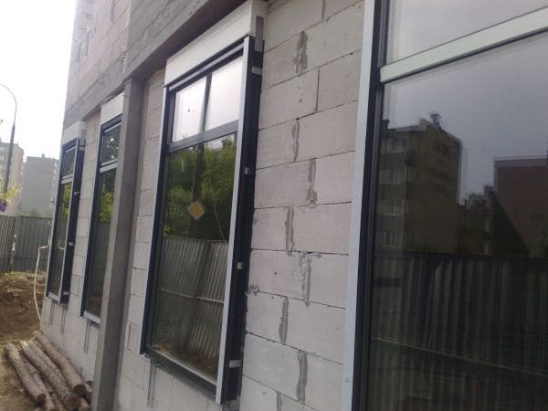 Rolety zewnętrzne – bezpieczeństwo, komfort i oszczędność energii